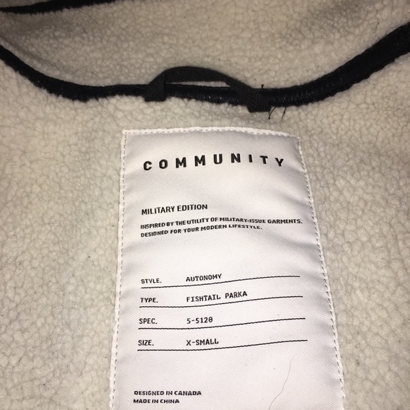 Women’s Aritzia Winter Parka - Picture 4 of 4